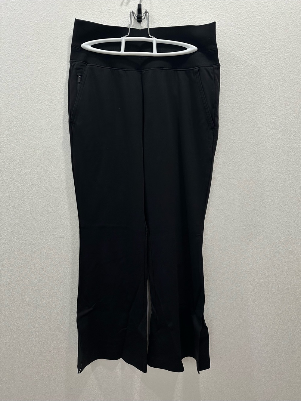 Women’s Athleta athletic pant wide leg flare split hem black small travel soft